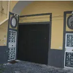 Piccola maison nel centro di Napoli