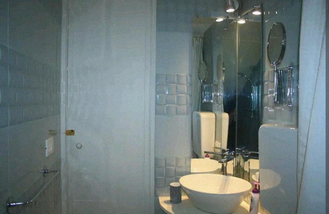 Appartamento Piccola Maison Nel Centro Di Napoli